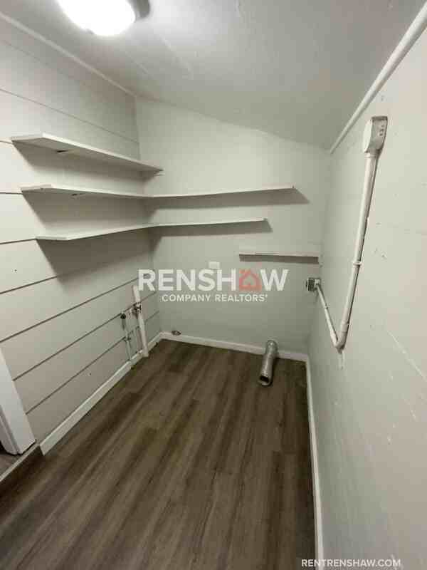 510 W Mill St - Photo 7 of 16