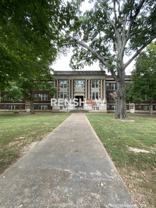 900 S College St #D4 - Photo 1 of 1