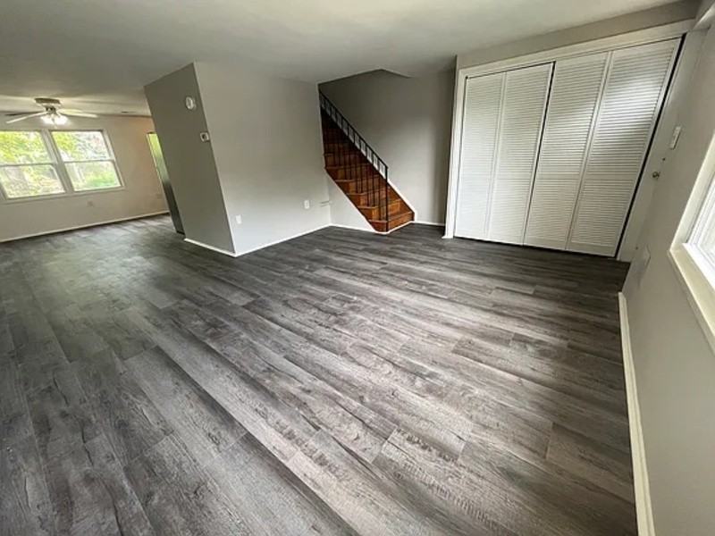 1616 Melby Ct - Photo 3 of 14