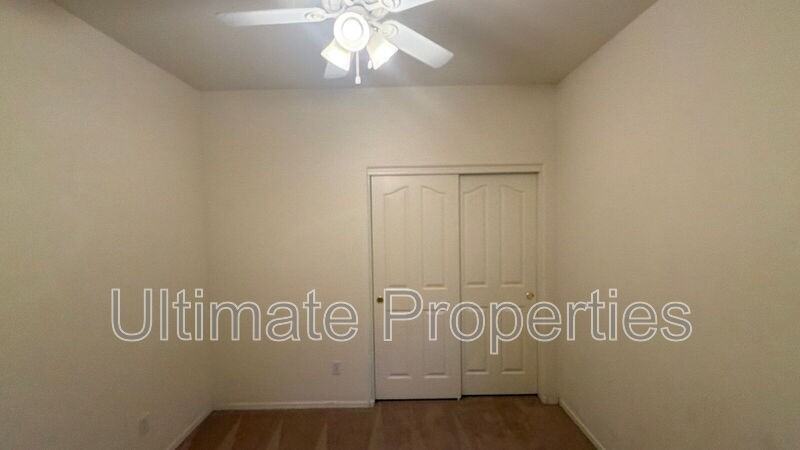 16984 W Southampton Rd - Photo 6 of 12