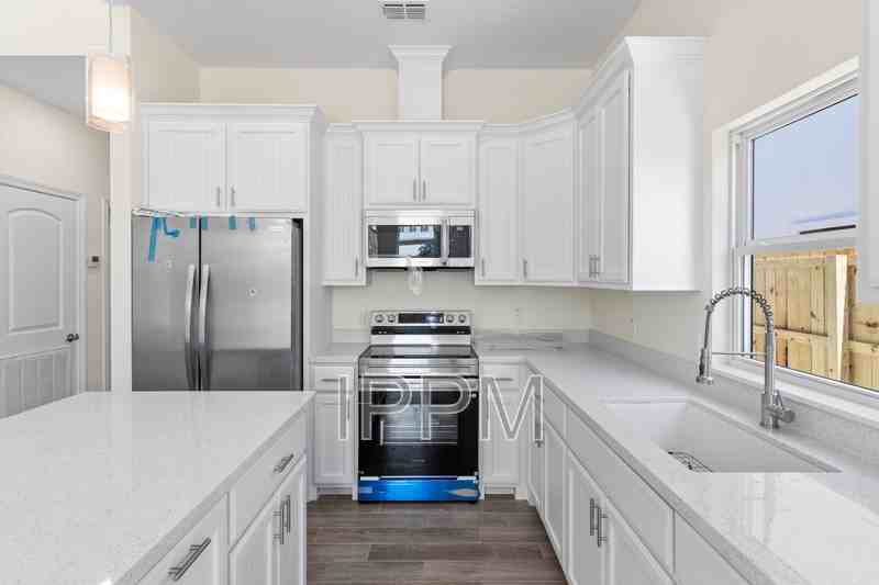 849 Trimpe Ln #AB - Photo 4 of 13