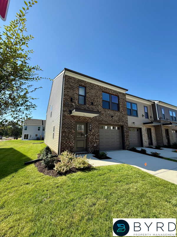 921 Encore Autumn Ln - Photo 2 of 29