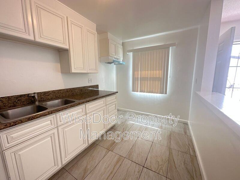 12541 #7 - Photo 3 of 6