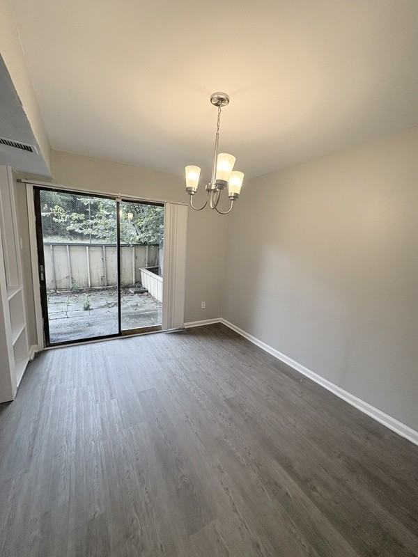 153 Wood Ct - Photo 5 of 24