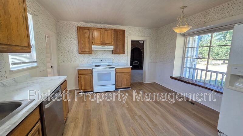 17840 Noll Rd Ne - Photo 6 of 26