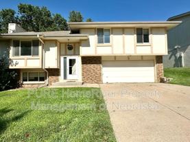 6723 Woodbine Cir - Photo 1 of 1