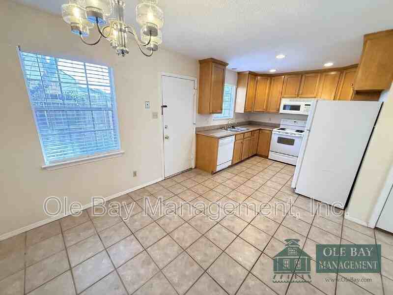 120 - Photo 3 of 8
