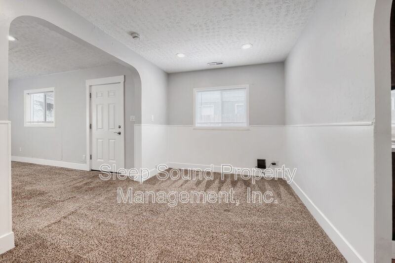 8441 Se Bush St #A - Photo 7 of 22