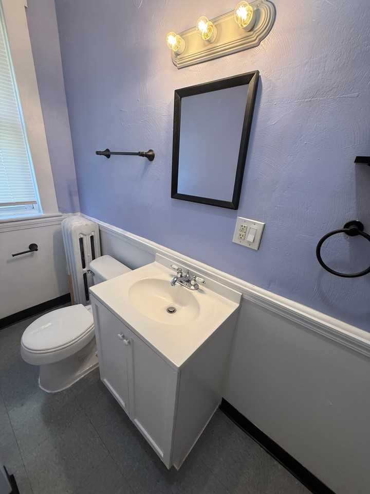 831 Wood St #831REAR - Photo 3 of 16