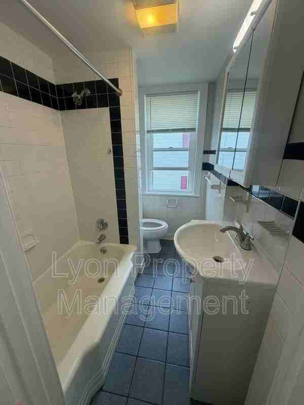 99 Langdon St #101UNIT2 - Photo 5 of 13