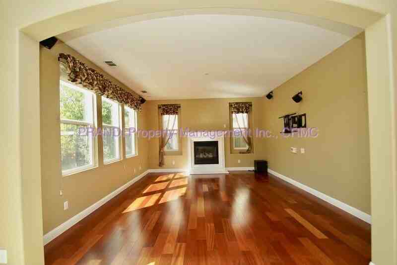 19 Waterbury Ln - Photo 7 of 25