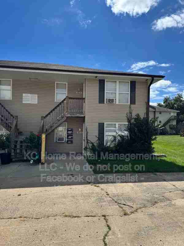 9213 E 54th St - Photo 2 of 17