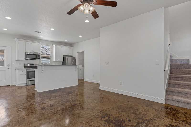 4909 Reserve Blvd #E204 - Photo 6 of 8