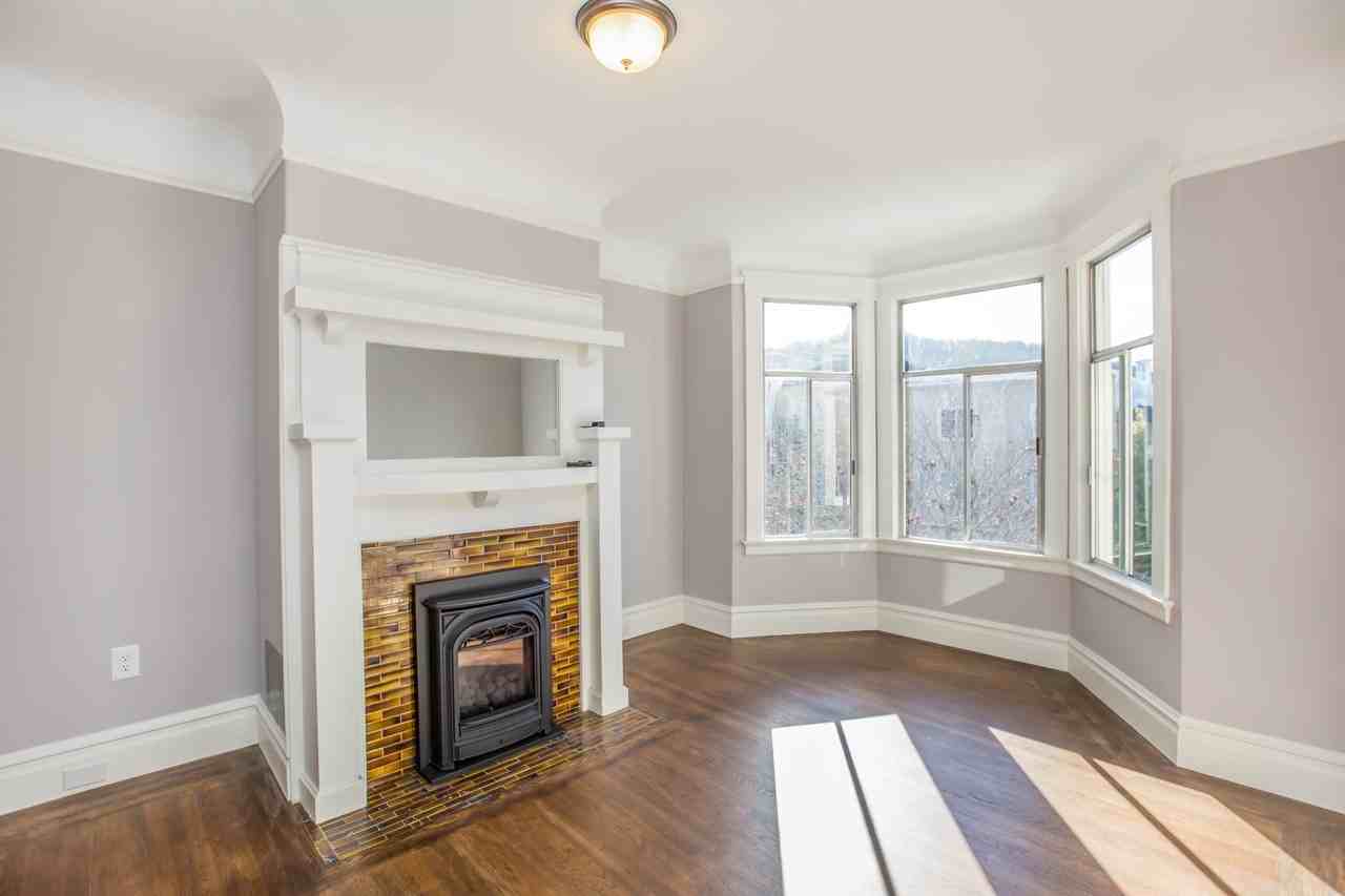 990 Clayton St - Photo 3 of 14