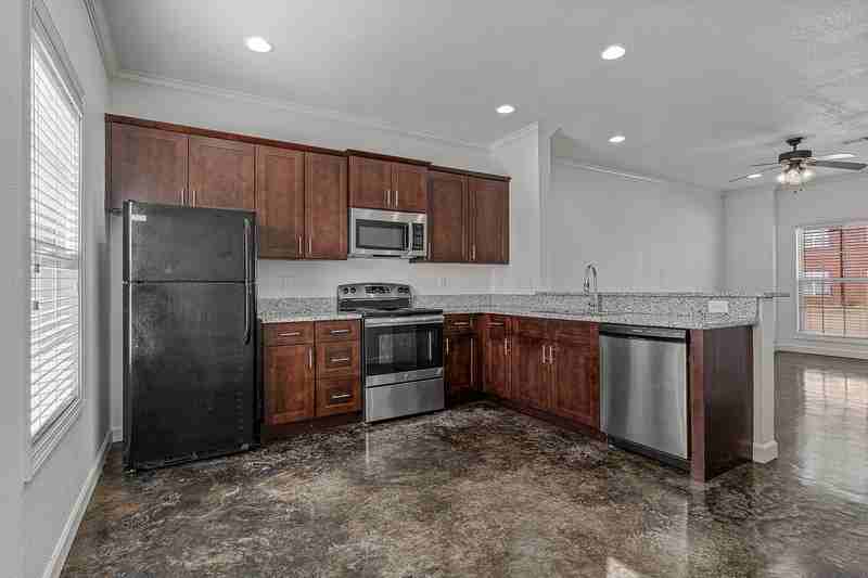 5555 Macedonia Rd - Photo 4 of 8