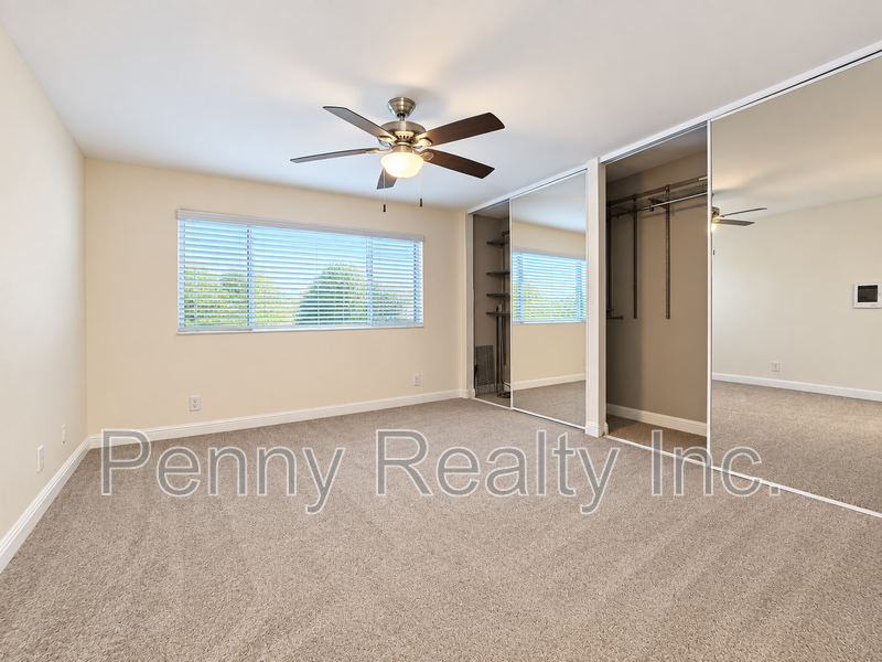 2861 Polk Ave #4 - Photo 3 of 33