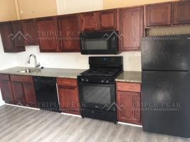 featured image of 1044 Dekalb St