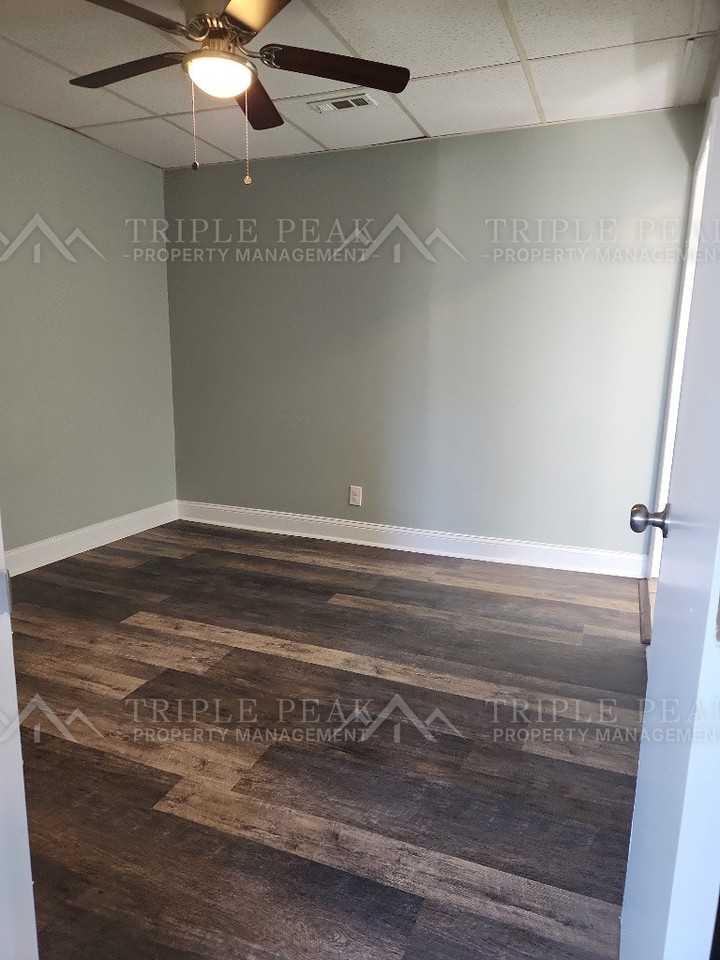 514 Main St, Darby Boro, PA - Photo 4 of 6