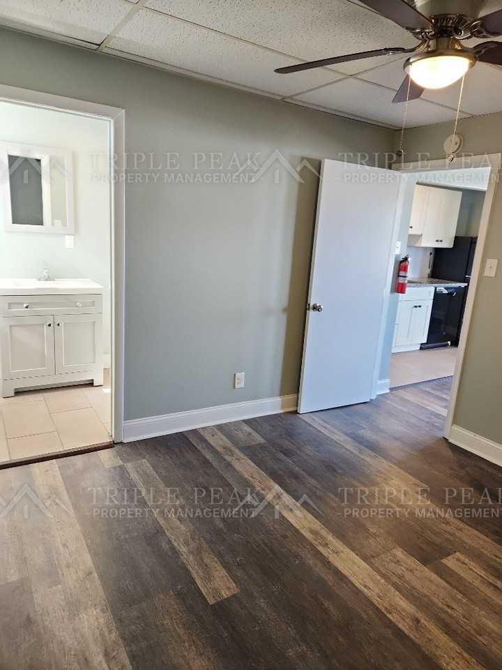 514 Main St, Darby Boro, PA - Photo 5 of 6