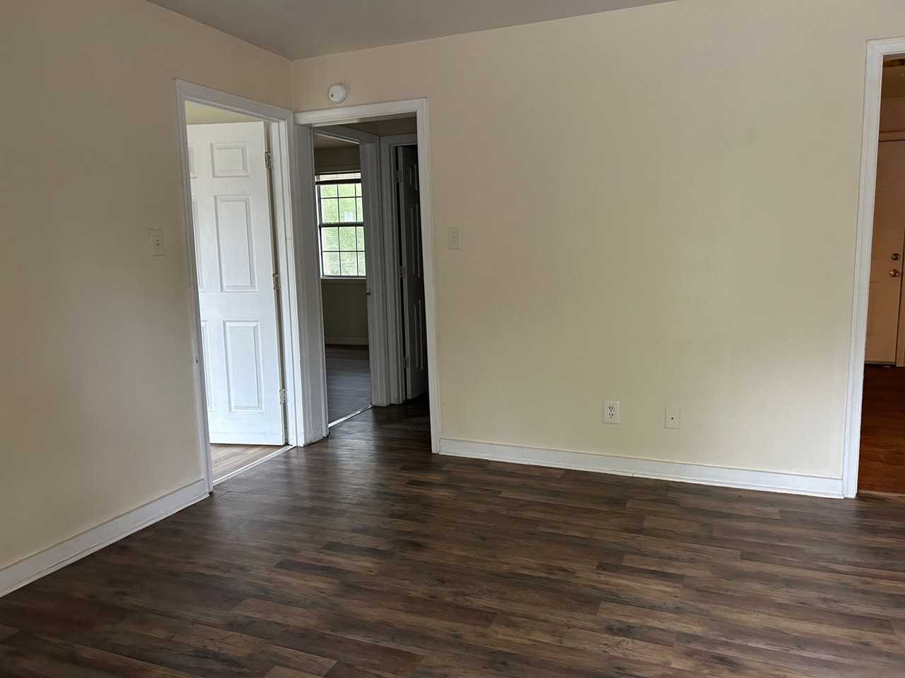 120 Pike Ave - Photo 2 of 10