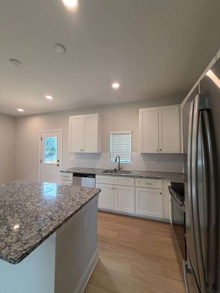 27 2nd St - Photo 3 of 19