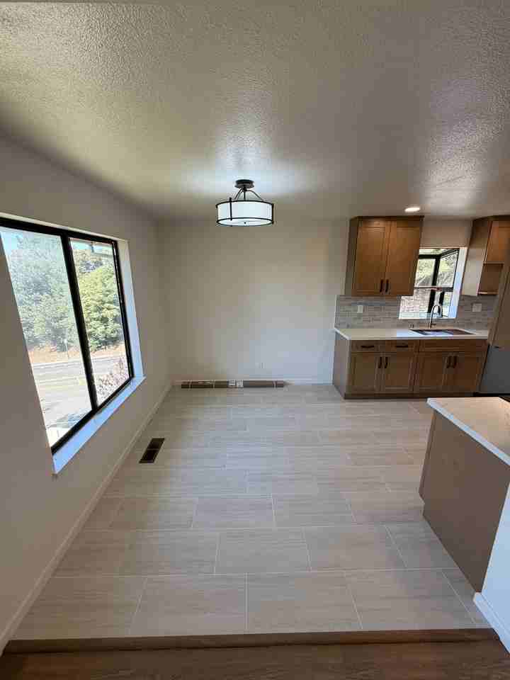 3203 Jose Ct - Photo 7 of 18