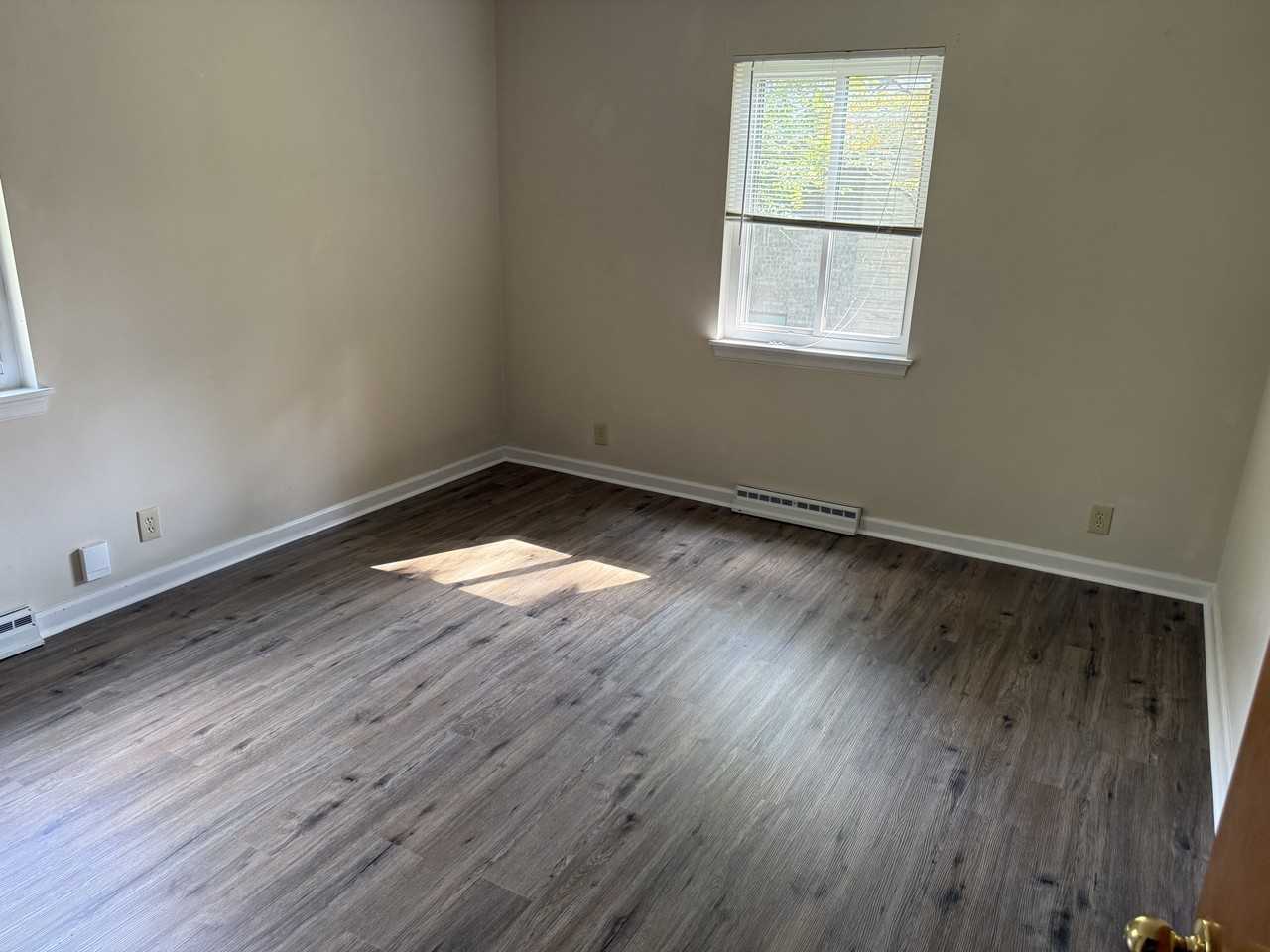 1244 Standish Way #NA - Photo 6 of 13