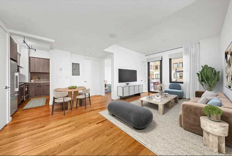 123 Melrose St #601 - Photo 4 of 10