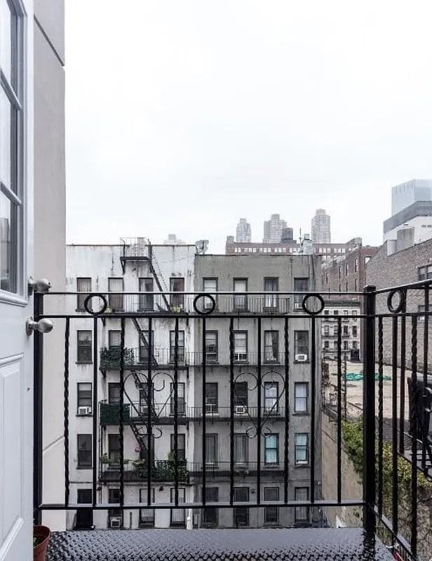 437 W 53rd St #5A - Photo 6 of 6