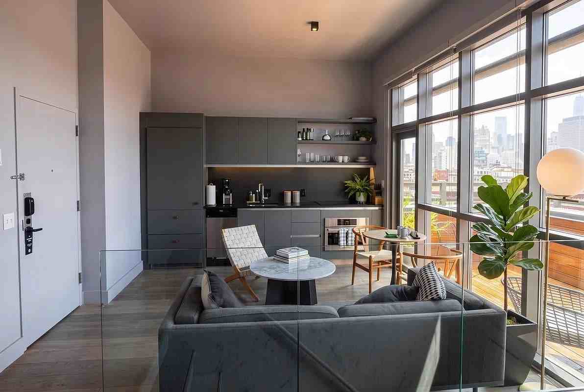 120 Allen St #PH - Photo 6 of 11