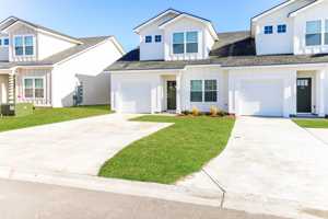 featured image of 3013 Par Lane