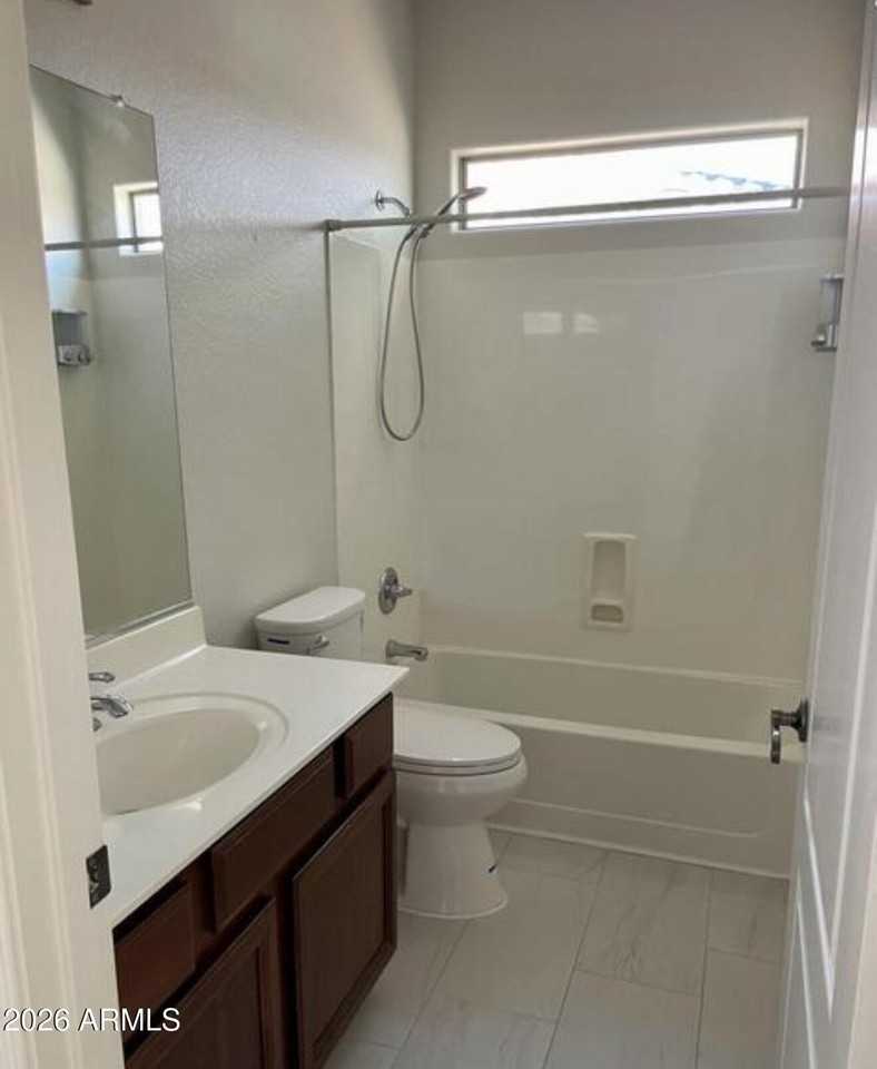 722 E Saddle Way - Photo 2 of 7