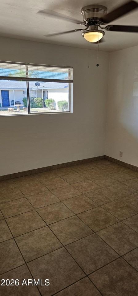 110 S Allen #A - Photo 5 of 13