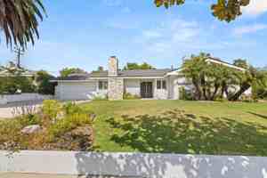featured image of 3 E Avenida De Las Flores