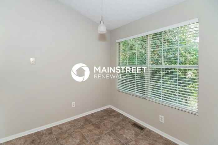2455 Meredith Walk - Photo 6 of 17