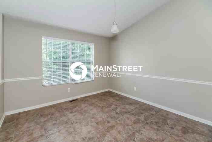 2455 Meredith Walk - Photo 7 of 17