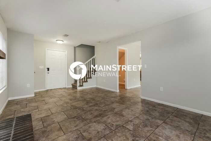 914 Buttercup Dr - Photo 4 of 16