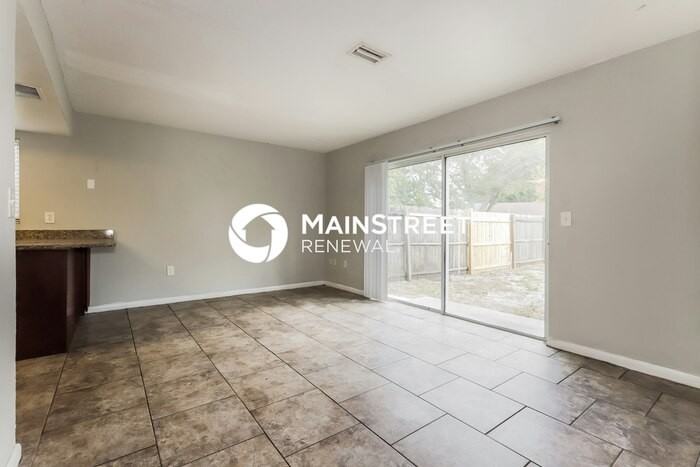 914 Buttercup Dr - Photo 6 of 16