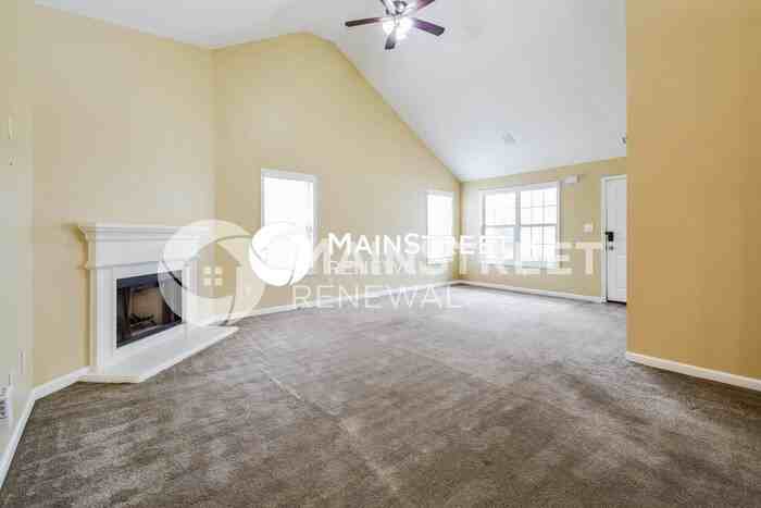 6827 Browns Mill Walk - Photo 3 of 15