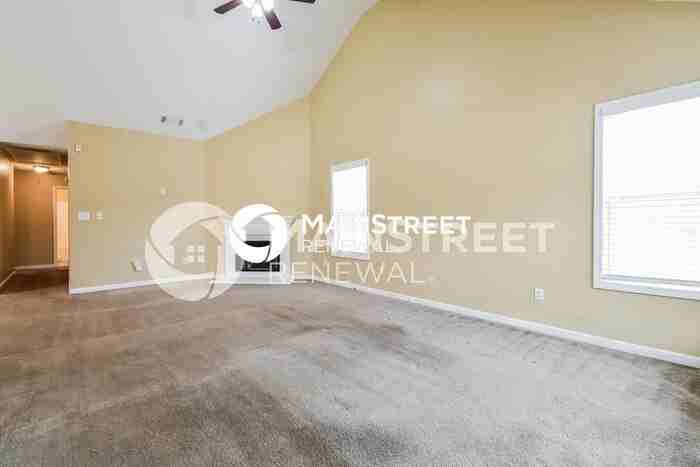 6827 Browns Mill Walk - Photo 5 of 15