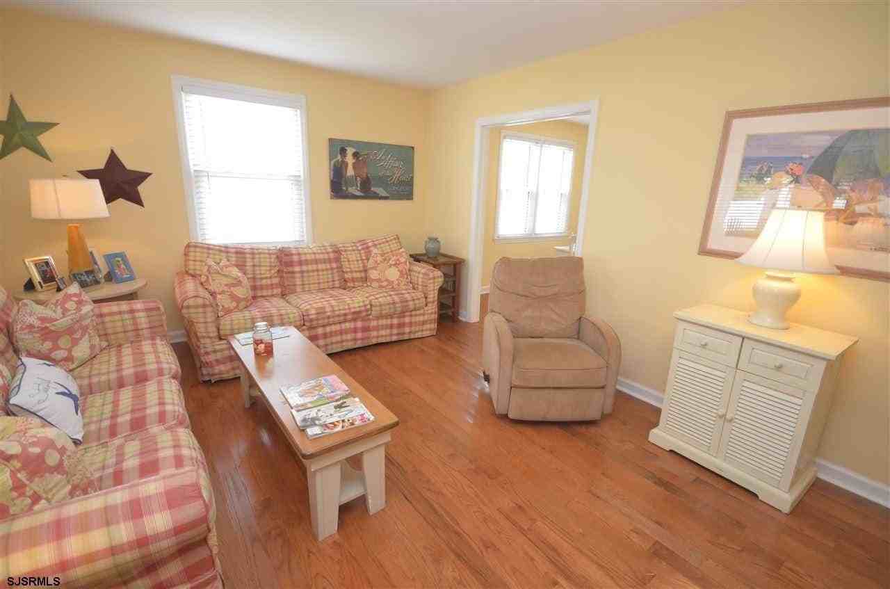 123 N 34th Ave - Photo 6 of 22