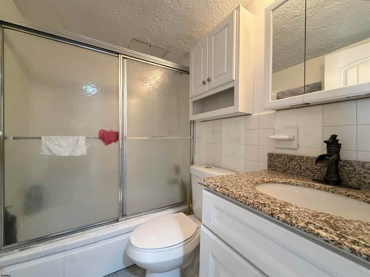 3501 Boardwalk - Photo 4 of 10