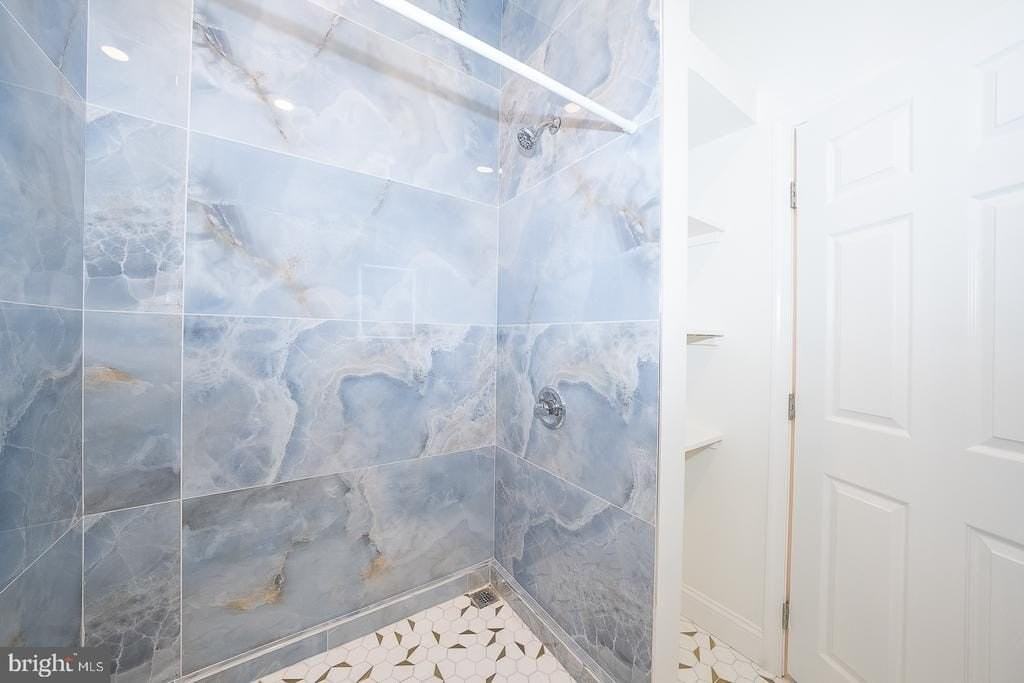 168 Kalos St - Photo 6 of 20