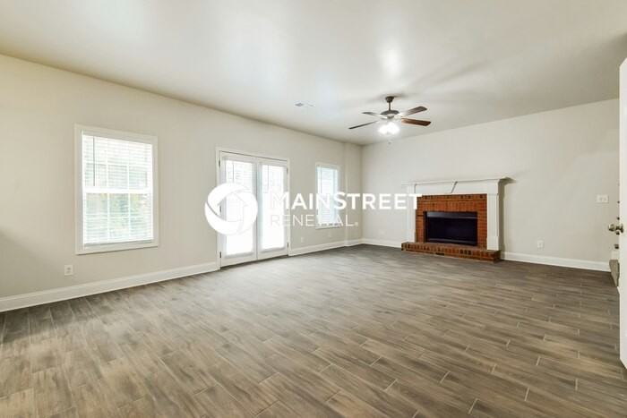 111 Iverson Pl - Photo 4 of 18