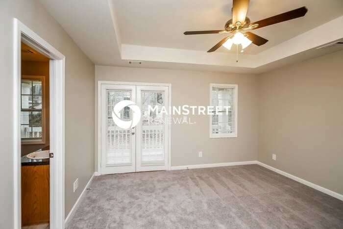 2412 Lakewood Ave Sw - Photo 7 of 17