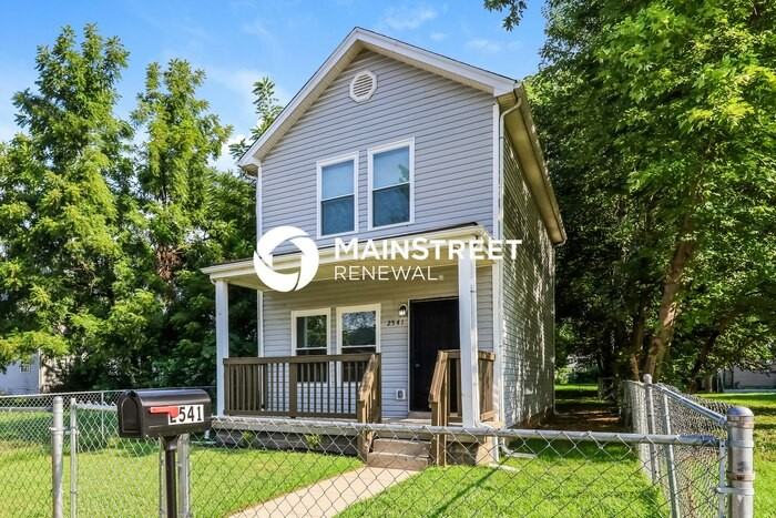 2541 Rowan St - Photo 2 of 18