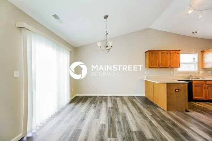 9540 Lorton Cir - Photo 5 of 16