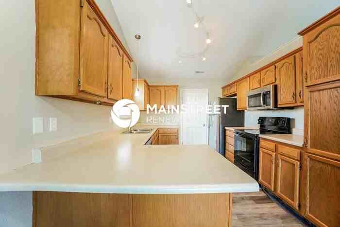 9540 Lorton Cir - Photo 6 of 16