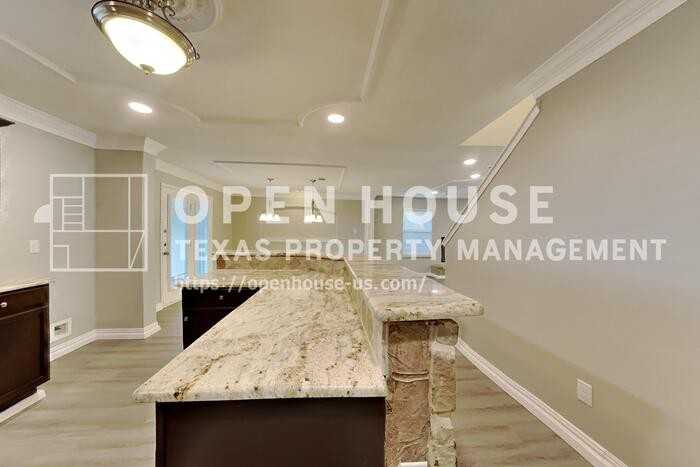345 Chalkstone Dr - Photo 6 of 22