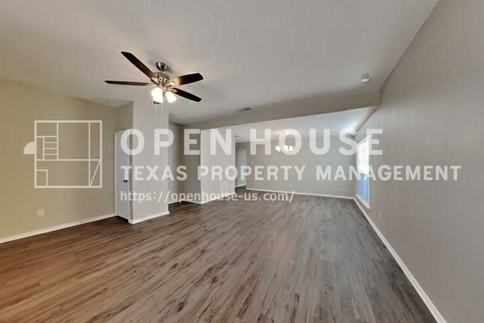4820 Ashton Ave - Photo 5 of 23